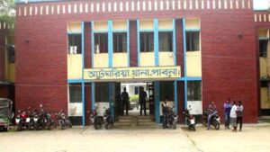 পাবনায় চোর ধরতে গিয়ে ছুরিকাঘাতে যুবক খুন